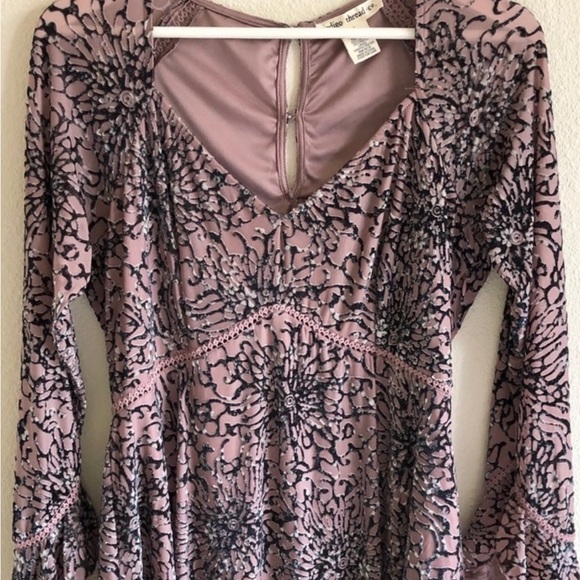 Indigo Thread Co. Light Purple Burnout Velvet Tunic Top Size Small - Picture 3 of 8